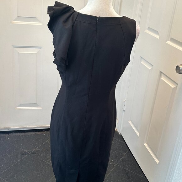 The LBD That Does It All: Calvin Klein's Iconic One-Shoulder Wonder! Size 10 - Picture 7 of 12